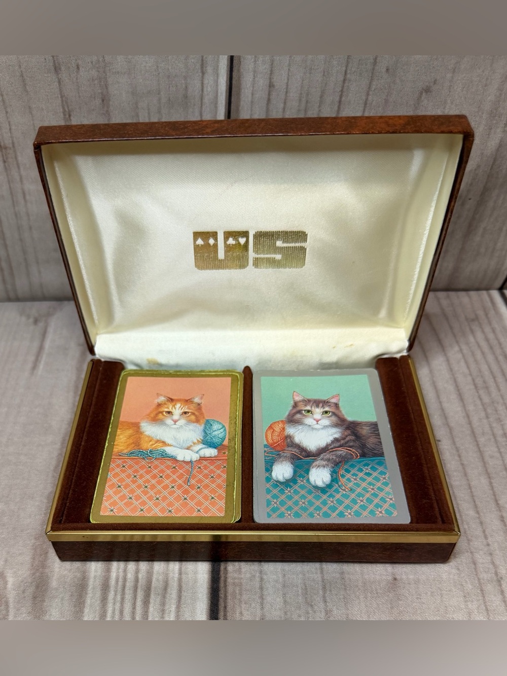 Congress Playing Card Deck Set of 2 in Presentation Box Cat Kitty Kitten